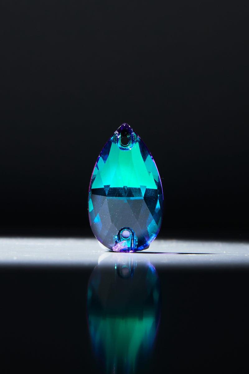 Iridescent Green Teardrop
