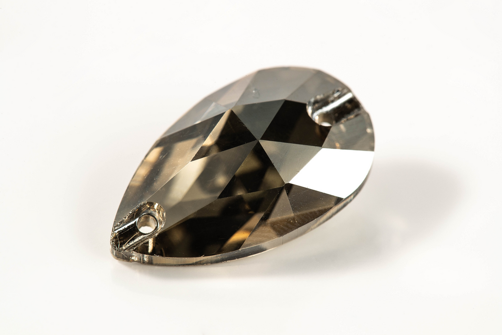 Satin Teardrop
